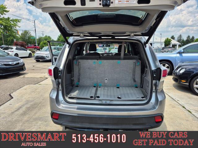 used 2014 Toyota Highlander car, priced at $12,799