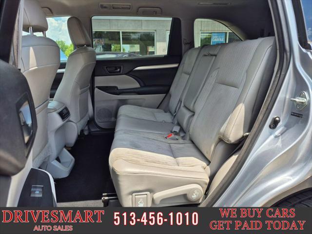 used 2014 Toyota Highlander car, priced at $12,799