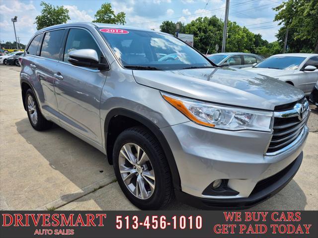 used 2014 Toyota Highlander car, priced at $12,799
