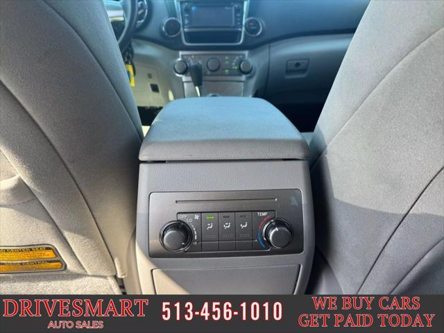 used 2013 Toyota Highlander car, priced at $13,499