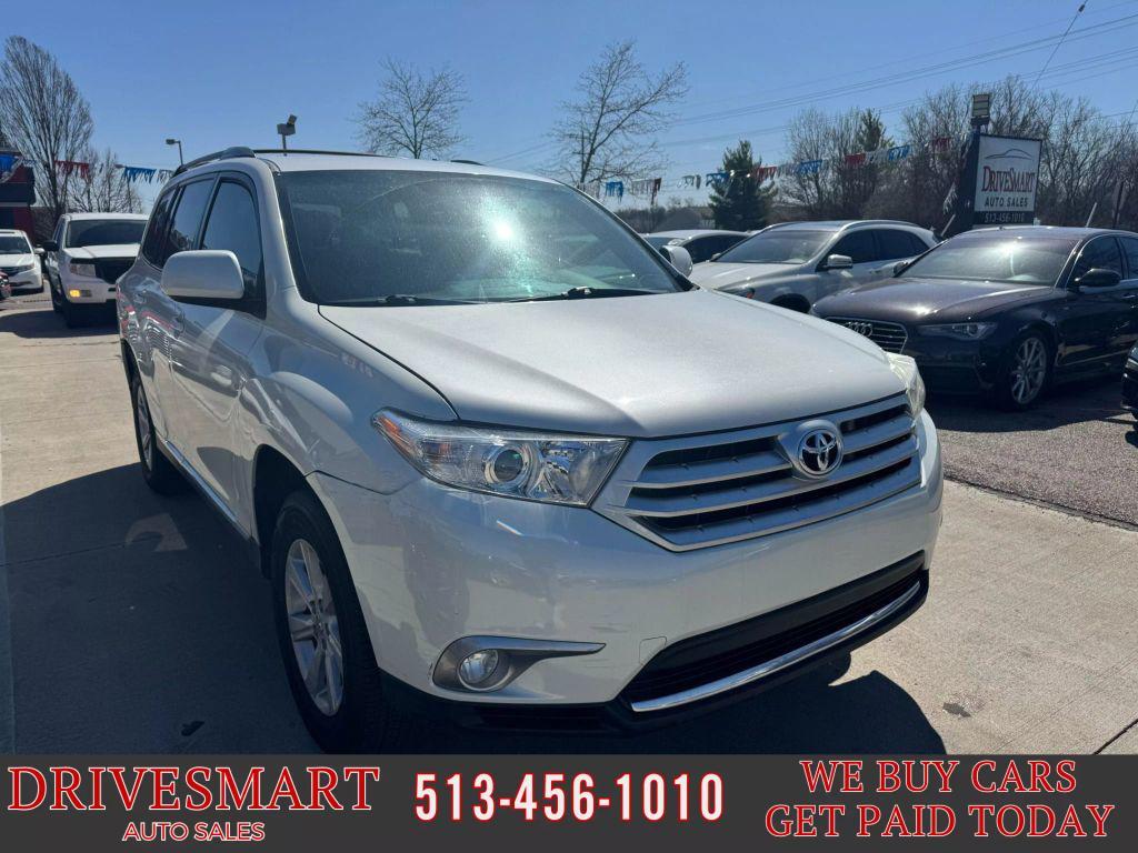 used 2013 Toyota Highlander car, priced at $12,599