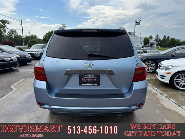 used 2010 Toyota Highlander car, priced at $10,999