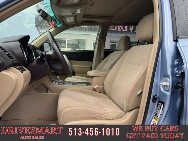 used 2010 Toyota Highlander car, priced at $10,999