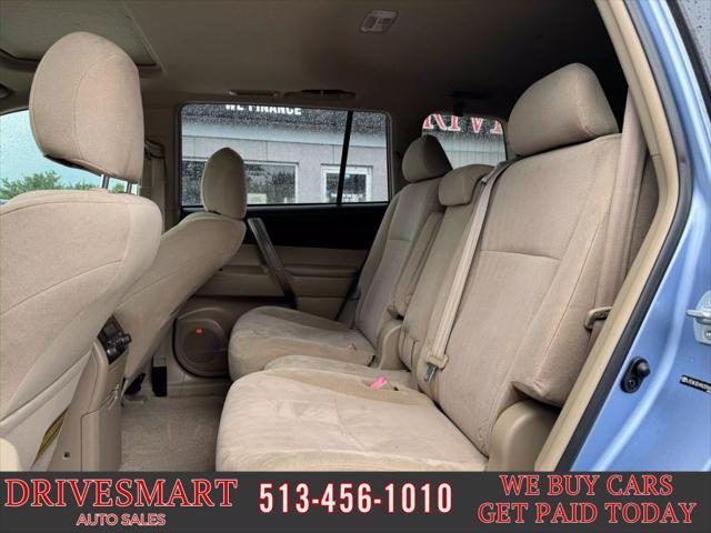 used 2010 Toyota Highlander car, priced at $10,999