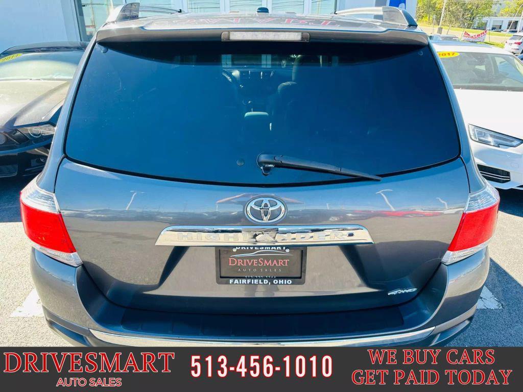 used 2012 Toyota Highlander car, priced at $13,299