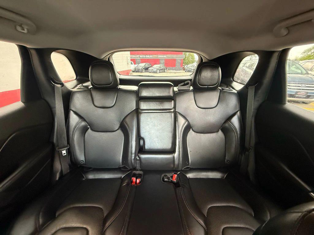 used 2019 Jeep Cherokee car, priced at $16,999