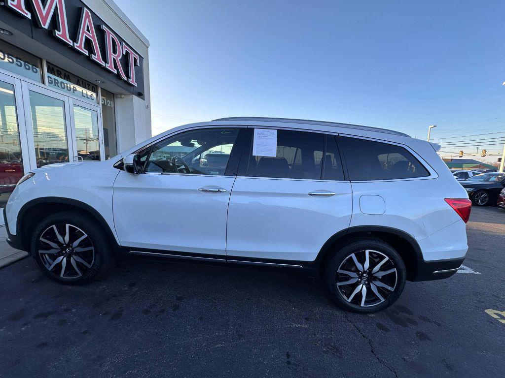 used 2021 Honda Pilot car, priced at $17,999