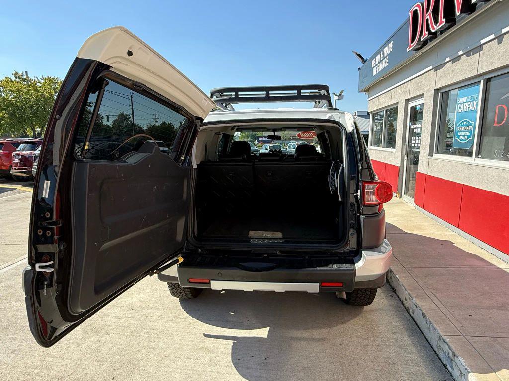 used 2008 Toyota FJ Cruiser car, priced at $15,299