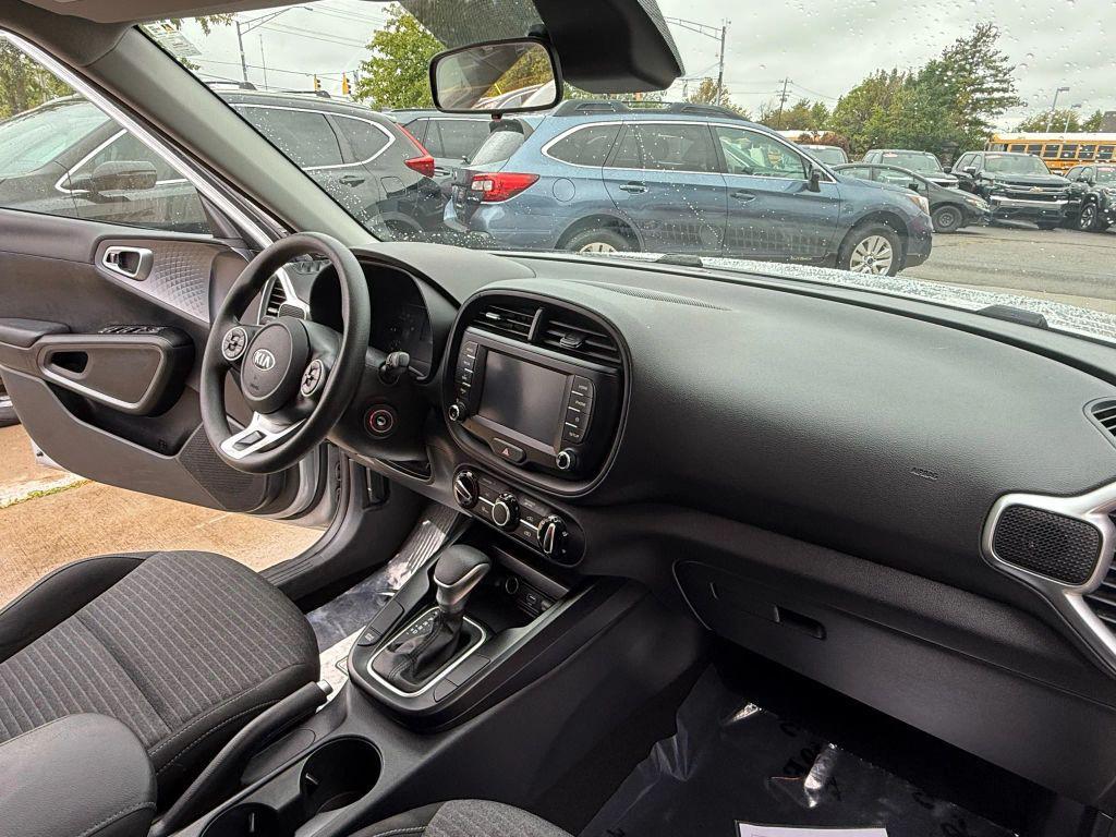 used 2021 Kia Soul car, priced at $14,999