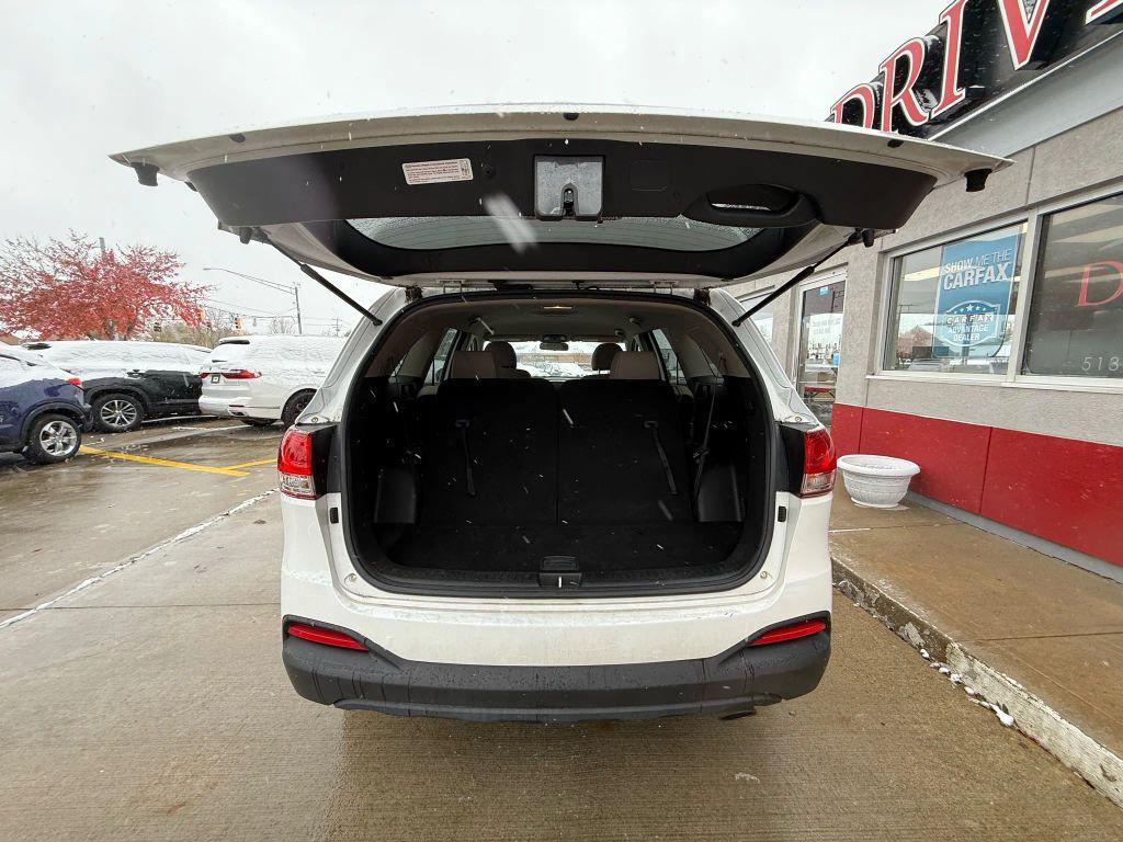 used 2018 Kia Sorento car, priced at $9,999