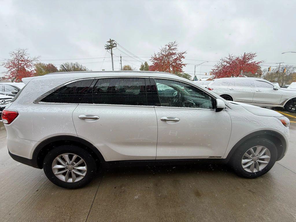 used 2018 Kia Sorento car, priced at $9,999