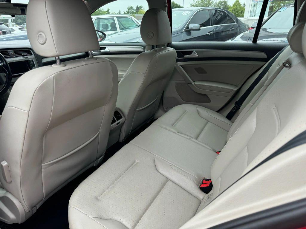 used 2015 Volkswagen Golf SportWagen car, priced at $11,999