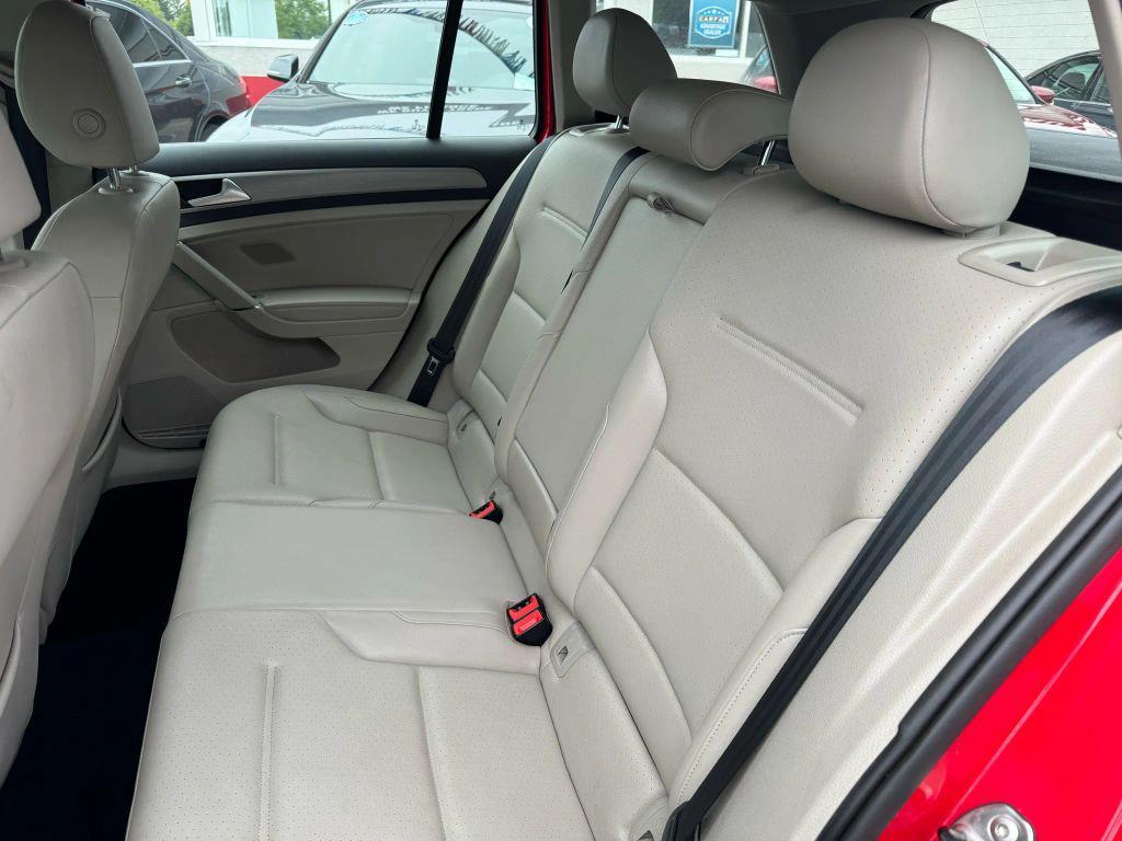 used 2015 Volkswagen Golf SportWagen car, priced at $11,999