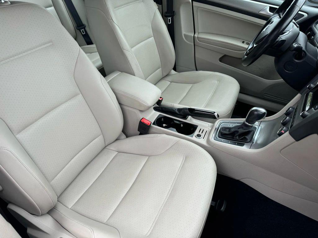 used 2015 Volkswagen Golf SportWagen car, priced at $11,999