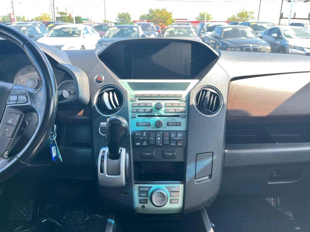used 2010 Honda Pilot car, priced at $11,999