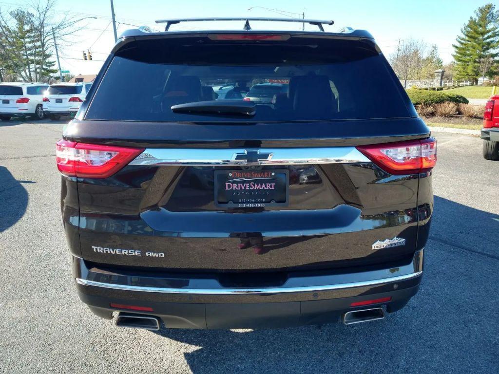 used 2019 Chevrolet Traverse car, priced at $29,999