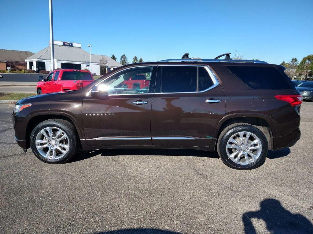 used 2019 Chevrolet Traverse car, priced at $29,999