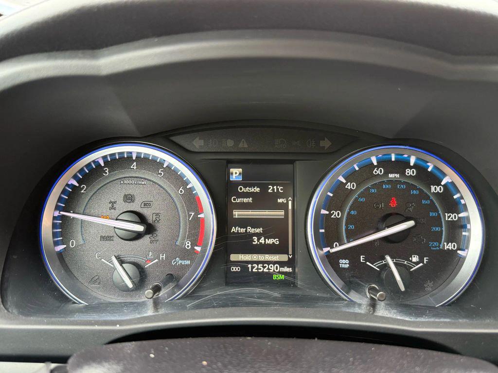 used 2019 Toyota Highlander car, priced at $21,899