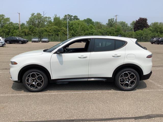 new 2025 Alfa Romeo Tonale car, priced at $46,190