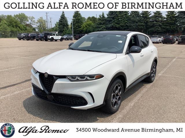 new 2025 Alfa Romeo Tonale car, priced at $46,190