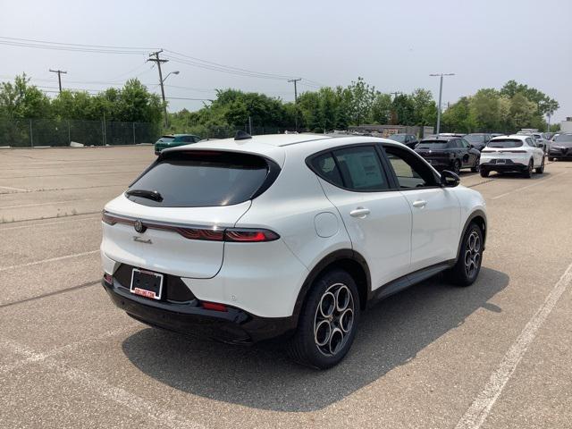 new 2025 Alfa Romeo Tonale car, priced at $46,190
