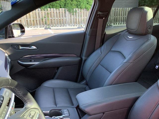 used 2022 Cadillac XT4 car, priced at $28,247
