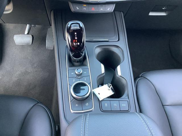 used 2022 Cadillac XT4 car, priced at $28,247