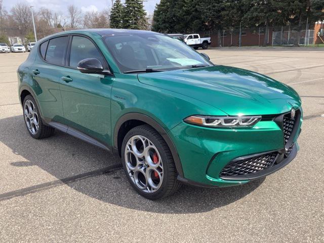 new 2024 Alfa Romeo Tonale car, priced at $52,080