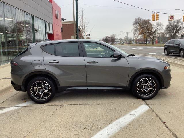used 2025 Alfa Romeo Tonale car, priced at $27,497