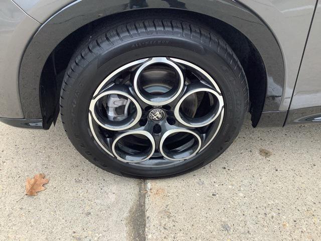 used 2025 Alfa Romeo Tonale car, priced at $27,497