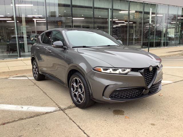 used 2025 Alfa Romeo Tonale car, priced at $27,497