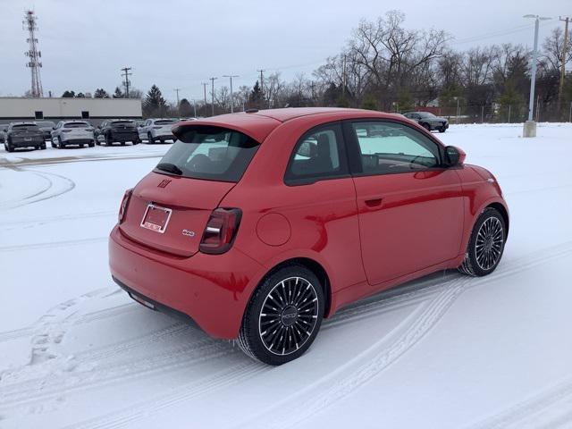 new 2024 FIAT 500e car, priced at $34,095