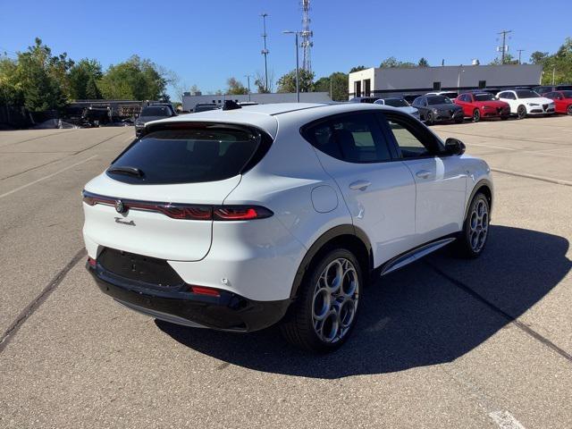 new 2024 Alfa Romeo Tonale car, priced at $48,659