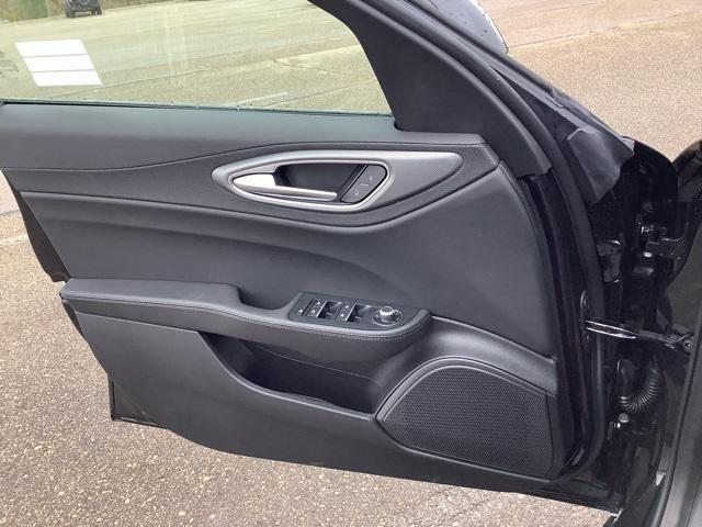 new 2025 Alfa Romeo Giulia car, priced at $47,581