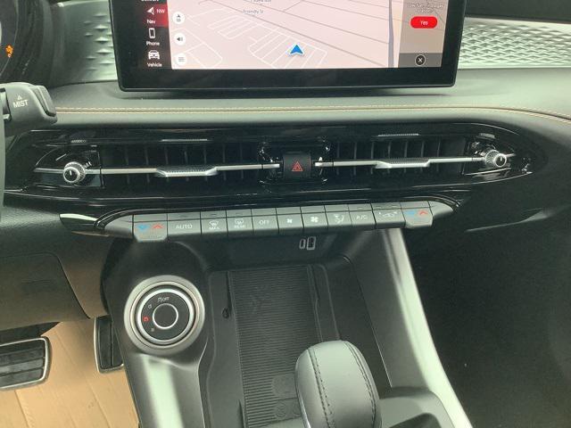 new 2025 Alfa Romeo Tonale car, priced at $48,619