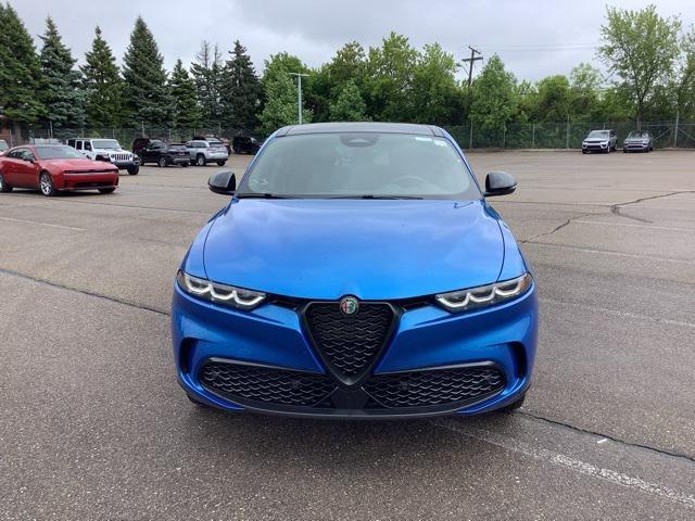 new 2025 Alfa Romeo Tonale car, priced at $48,619