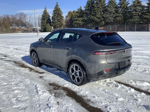 new 2025 Alfa Romeo Tonale car, priced at $52,149