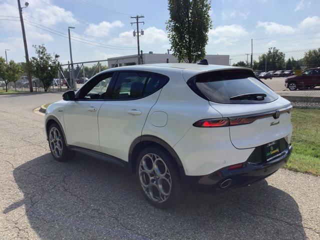 new 2024 Alfa Romeo Tonale car, priced at $52,001