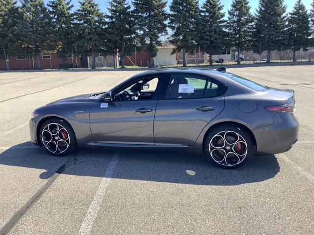 new 2025 Alfa Romeo Giulia car, priced at $48,217