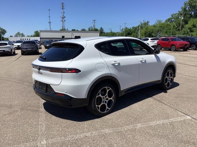 new 2025 Alfa Romeo Tonale car, priced at $47,542