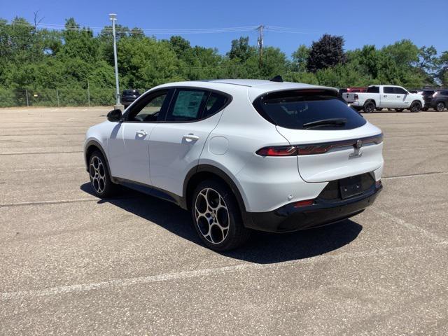 new 2025 Alfa Romeo Tonale car, priced at $47,542
