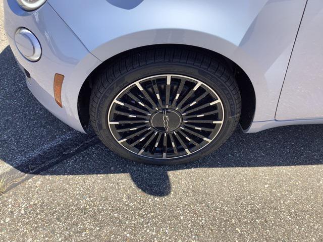 new 2025 FIAT 500e car, priced at $34,745