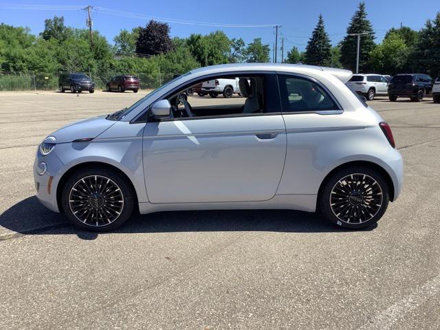 new 2025 FIAT 500e car, priced at $34,745