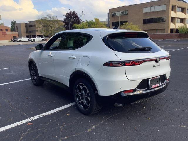 new 2025 Alfa Romeo Tonale car, priced at $44,190