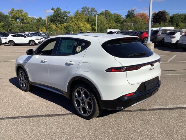 new 2024 Alfa Romeo Tonale car, priced at $48,659