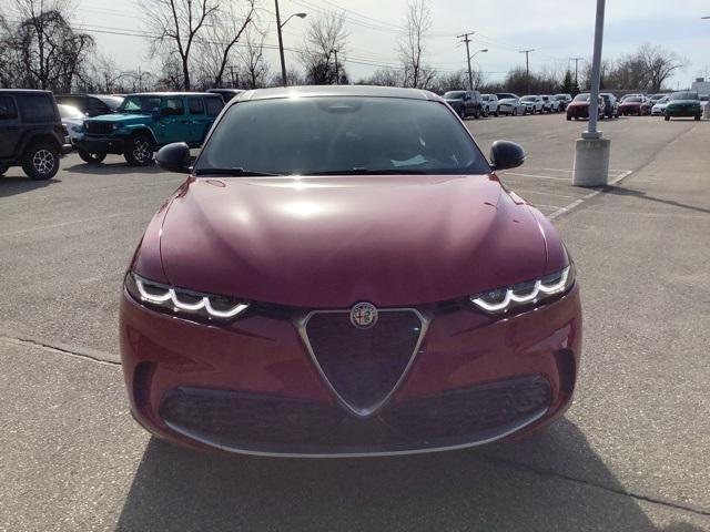 new 2024 Alfa Romeo Tonale car, priced at $48,657