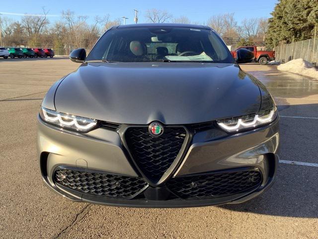 new 2024 Alfa Romeo Tonale car, priced at $50,691