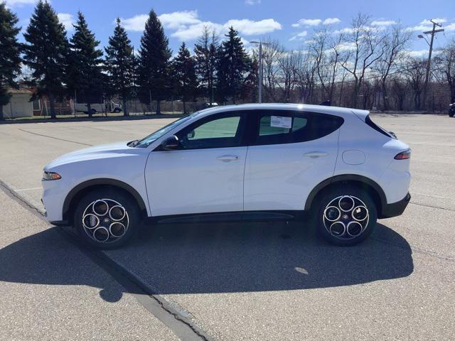 new 2025 Alfa Romeo Tonale car, priced at $46,190