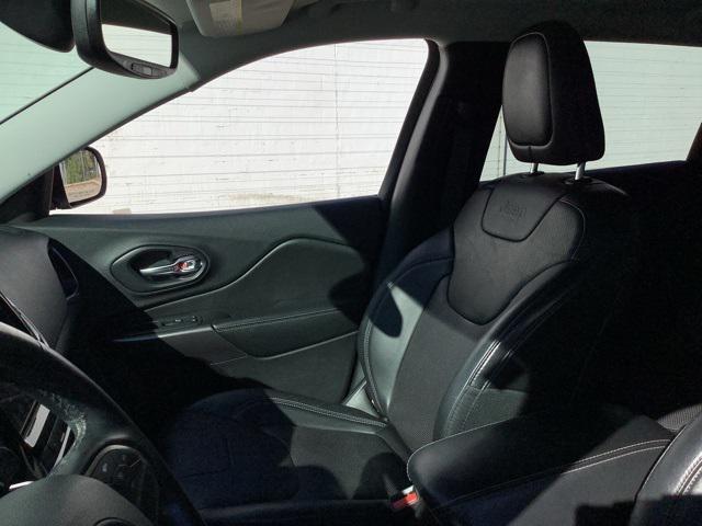 used 2019 Jeep Cherokee car, priced at $16,197