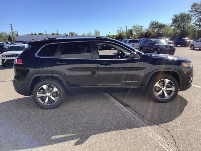 used 2019 Jeep Cherokee car, priced at $16,197